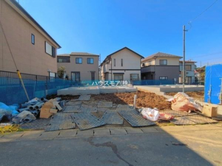 ���ԏ�@���ԃX�y�[�X��2�䕪����܂��I�Z�J���h�J�[�͂������A�o�C�N�⎩�]�ԂȂǂ��u���ꏊ�ɍ���܂���B