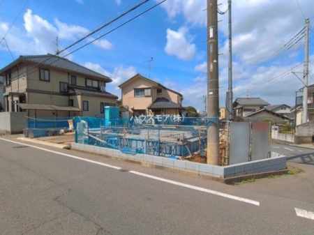 ���ԏ�@���ԃX�y�[�X��2�䕪����܂��I�Z�J���h�J�[�͂������A�o�C�N�⎩�]�ԂȂǂ��u���ꏊ�ɍ���܂���B