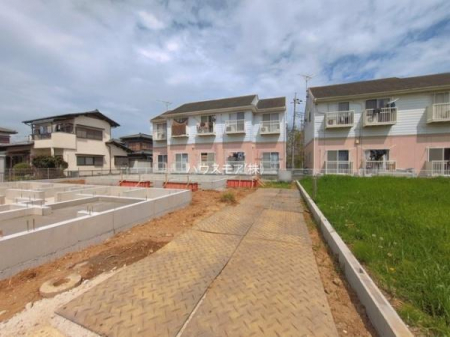 ���ԏ�@���ԃX�y�[�X��2�䕪����܂��I�Z�J���h�J�[�͂������A�o�C�N�⎩�]�ԂȂǂ��u���ꏊ�ɍ���܂���B