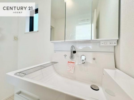 ���ʑ�E���ʏ��@�[�����ʑ�{�E���́A�������˂ɂ����̂ł�����ꂪ�y�X�I���������ۂĂ܂��I
�L���C�Ȑ��ʏ��Ŏ��������̃��`�x�[�V�������オ��܂��ˁI�y���n�̔���J�Ò��z