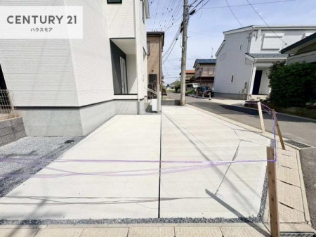 ���ԏ�@�J�[�X�y�[�X2�䒓�ԉ\�B�����̒ʋ΂₨�������ɕ֗��ŁA���q���ɂ���Ƃ�������Ă��g�����������܂��B�y���n�̔���J�Ò��z