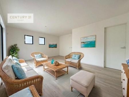 ���r���O�@�Ƌ��CG�p�[�X�ł��B�S�n�ǂ����r���O�͉Ƒ������R�ƏW�܂�܂��B�Ƒ��c�R�̎��Ԃ����������ł��B���Ƒ��ƁA����w�[���������Ԃ��߂��������ł��ˁB