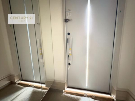 ���ց@�V���[�Y�{�b�N�X�t���B���ւ��Еt�����|�������₷���ł��I
�X�b�L���������ւŌ˂��J�����u�ԁA�������̂���S�n������Ԃ��o�}���Ă���܂��B