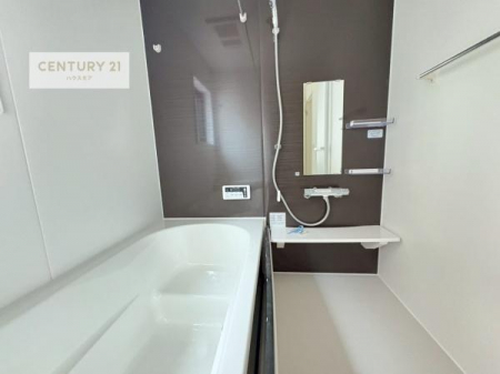 �����@�������������l�̕��͋C�̃o�X���[���́A�����o�Ă��ăo�X�^�C�����[���I
���d���撣���Ă��邲�J���ɂ��D�݂̍���̓����܂����āA�y����ł݂Ă͂������ł��傤���H