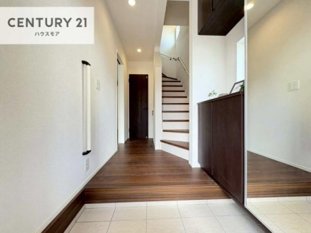 ���ց@���ċA���Ă��Ă��A�������܁I�����������Ȃ�A�D�����}������Ă�����ԂɂȂ��Ă��܂��B
���邭��������錺�ւł��I