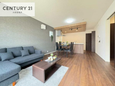 ���r���O�@�J�����̂���L�XLDK�I�\�t�@�[��_�C�j���O�e�[�u����u���Ă������ɂȂ�Ȃ��̂ŉ��K�ɉ߂����܂��I�R�~���j�P�[�V���������₷�����r���O�ł��B