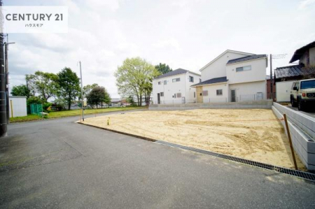 ���ԏ�@���ԃX�y�[�X��2�䕪����܂��I�Z�J���h�J�[�͂������A�o�C�N�⎩�]�ԂȂǂ��u���ꏊ�ɍ���܂���B