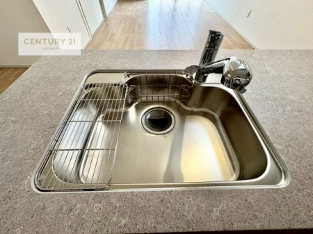 �L�b�`���@���C�h�ȃV���N�ł��ˁI�������˂ɂ������������₷���Ǝ����y�X�d�l�̃V�X�e���L�b�`���ł��I
�f�U�C�����Ƌ@�\�������˂��L�b�`���Ő�����������܂��ˁI