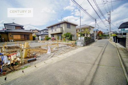 ���̑����n�@�O�ʓ��H4���I�z����ǍD�ȗ��n�ł��B
�Ԍɓ��ꂪ���ȕ������S�ł��ˁB