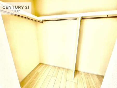 ���[�@�E�H�[�N�C���N���[�[�b�g�t���ł��B��������̂��m���Ȃǂ����[���Ă��������ł��ˁI���ɂ���@�������ȂǋG�ߕ��̑傫�ȉƓd�����[�ł��܂��I