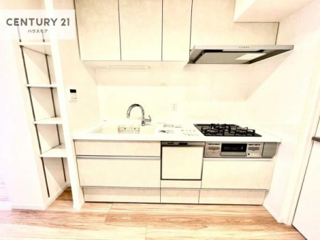 �L�b�`���@�Ǖt�L�b�`���́A�W�����č�ƂɎ��|����܂��I
�����̗��������肻���ł��ˁI