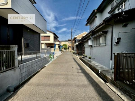 ���̑����n�@�O�ʓ��H4���I�z����ǍD�ȗ��n�ł��B
�Ԍɓ��ꂪ���ȕ������S�ł��ˁB