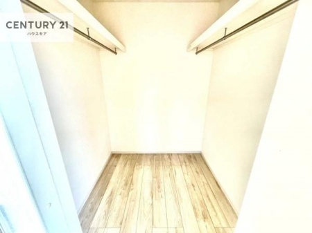 ���[�@�E�H�[�N�C���N���[�[�b�g�t���ł��B��������̂��m���Ȃǂ����[���Ă��������ł��ˁI���ɂ���@�������ȂǋG�ߕ��̑傫�ȉƓd�����[�ł��܂��I