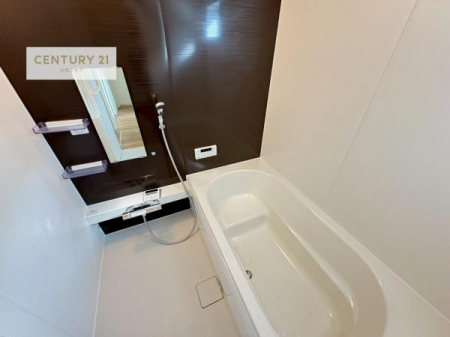 �����@�������������l�̕��͋C�̃o�X���[���́A�����o�Ă��ăo�X�^�C�����[���I
���d���撣���Ă��邲�J���ɂ��D�݂̓����̓����܂����āA�y����ł݂Ă͂������ł��傤���H