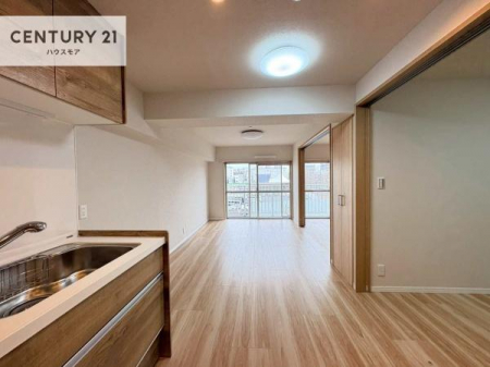 ���r���O�@�L�X�_�C�j���O�X�y�[�X�I������肨�H���B�΂��������y�������Ԃ��߂����܂��B���X�̔���������܂��I