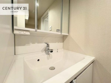 ���ʑ�E���ʏ��@�[�����ʑ�{�E���́A�������˂ɂ����̂ł�����ꂪ�y�X�I���������ۂĂ܂��I
�L���C�Ȑ��ʏ��Ŏ��������̃��`�x�[�V�������オ��܂��ˁI