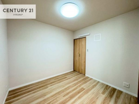 �m���@�V���v���Ƀf�U�C������Ă��邽�߁A�Ƌ��I�т܂���I
���C�ɓ���̉Ƌ��u���Ă��낰���Ԃ���邱�Ƃ��ł��܂��B