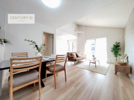 ���r���O�@�L�X�_�C�j���O�X�y�[�X�I������肨�H���B�΂��������y�������Ԃ��߂����܂��B���X�̔���������܂��I