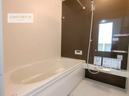 �����@�������������l�̕��͋C�̃o�X���[���́A�����o�Ă��ăo�X�^�C�����[���I
���d���撣���Ă��邲�J���ɂ��D�݂̍���̓����܂����āA�y����ł݂Ă͂������ł��傤���H