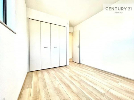 ���r���O�ȊO�̋����@���[�X�y�[�X�����Ă��܂��I�������X�b�L�����ڂ��鎖���ł��܂��ˁB
�Ƌ��I�΂Ȃ��V���v���ȃf�U�C���ׁ̈A�Ƌ��I�΂����C�ɓ���̋�ԍ�肪�ł������ł��ˁB