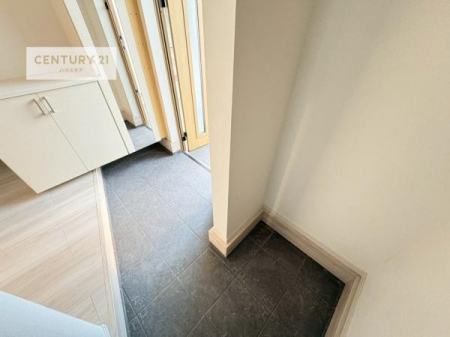 ���[�@SIC�i�V���[�Y�C���N���[�[�b�g�j������A�C�����łȂ��A�E�g�h�A�p�i�E�G�ߕ��E�x�r�[�J�[�Ȃǂ��܂Ƃ߂Ď��[�\�B���֎��肪���ł��X�b�L�������܂��B