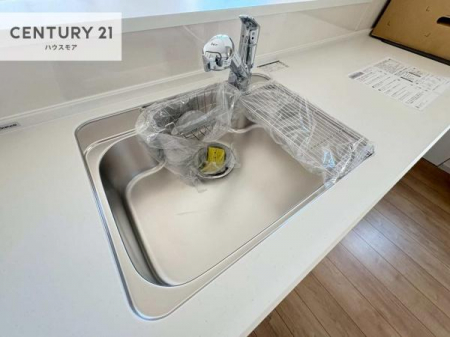 �L�b�`���@���C�h�ȃV���N�ł��ˁI�������˂ɂ������������₷���Ǝ����y�X�d�l�̃V�X�e���L�b�`���ł��I
�f�U�C�����Ƌ@�\�������˂��L�b�`���Ő�����������܂��ˁI