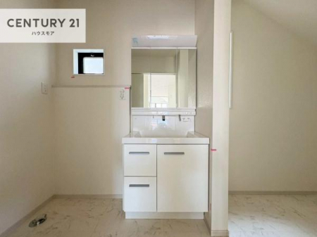 ���ʑ�E���ʏ��@�g�Ȃ�𐮂�����ʏ��́A���������厖�ł��I������̐������̂��镵�͋C�����o�I�C�����悭���g�����������܂��B�L�X�����X�y�[�X���������ł��ˁI
