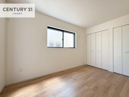 �Q���@�D���������������ޗm���́A���̖ڊo�߂��C�������ǂ������ł��ˁB���������Ԃ��������Ɖ߂������Ƃ��ł��܂��B�D�����F�����̃t���[�����O���ǂ�ȉƋ�ɂ��}�b�`���܂��I