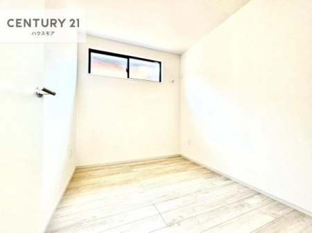 ���r���O�ȊO�̋����@�V���v���Ƀf�U�C������Ă��邽�߁A�Ƌ��I�т܂���I
���C�ɓ���̉Ƌ��u���Ă��낰���Ԃ���邱�Ƃ��ł��܂��B