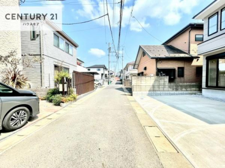 ���̑����n�@�O�ʓ��H4���I�z����ǍD�ȗ��n�ł��B
�Ԍɓ��ꂪ���ȕ������S�ł��ˁB