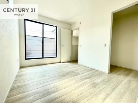 �Q���@�o���R�j�[�ɖʂ��Ă���m���ł��B���邭�����肪����A���C����������ł��܂��I���N���āA�O�ɏo�Ĕw�L�т����[�ċz�����ǂ������}������邱�Ƃ��ł��܂��B