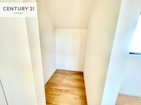 ���[�@�E�H�[�N�C���N���[�[�b�g�t���ł��B��������̂��m���Ȃǂ����[���Ă��������ł��ˁI���ɂ���@�������ȂǋG�ߕ��̑傫�ȉƓd�����[�ł��܂��I