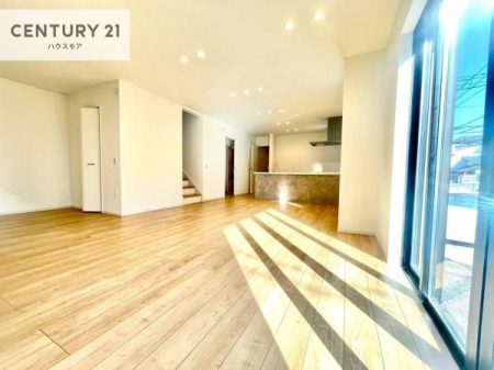 ���r���O�@�J�����̂���L�XLDK�I�\�t�@�[��_�C�j���O�e�[�u����u���Ă������ɂȂ�Ȃ��̂ŉ��K�ɉ߂����܂��I�R�~���j�P�[�V���������₷�����r���O�ł��B