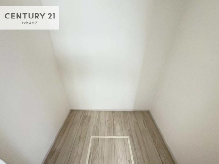 ���[�@�E�H�[�N�C���N���[�[�b�g�t���ł��B��������̂��m���Ȃǂ����[���Ă��������ł��ˁI���ɂ���@�������ȂǋG�ߕ��̑傫�ȉƓd�����[�ł��܂��I