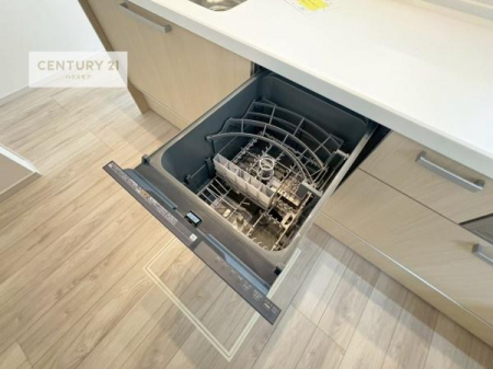 �L�b�`���@�H��@�t���̃L�b�`���ł��I�Z���������r��h�~�Ƃ��đ�ϊ��􂷂�֗��Ȏd�l�ł��I�r���g�C���Ȃ̂ŃL�b�`���̏ꏊ����炸�����X�y�[�X���L���g�����Ƃ��o���܂��I