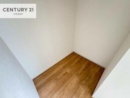 ���[�@�E�H�[�N�C���N���[�[�b�g�t���ł��B��������̂��m���Ȃǂ����[���Ă��������ł��ˁI���ɂ���@�������ȂǋG�ߕ��̑傫�ȉƓd�����[�ł��܂��I