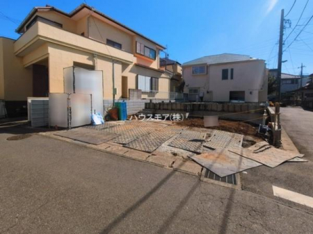 ���ԏ�@���ԃX�y�[�X��2�䕪����܂��I�Z�J���h�J�[�͂������A�o�C�N�⎩�]�ԂȂǂ��u���ꏊ�ɍ���܂���B