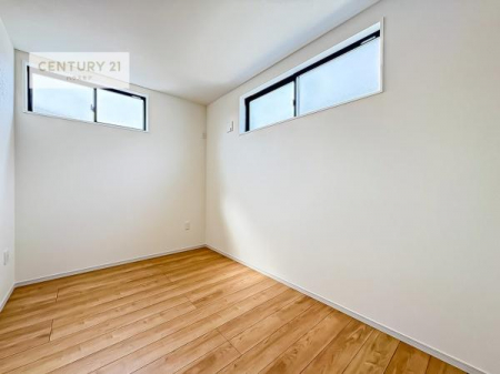 �����\�z�}(����)�@���邭���ʂ��̗ǂ������ł��B�u�V���v���v�Ƀf�U�C�����ꂽ�����B���R�x�������̂ŉƋ�⃌�C�A�E�g�ł��D�݂̋�Ԃ�n��グ���܂��B�i���d�l�j