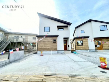 ���ԏ�@���ԃX�y�[�X��2�䕪����܂��I�Z�J���h�J�[�͂������A�o�C�N�⎩�]�ԂȂǂ��u���ꏊ�ɍ���܂���B