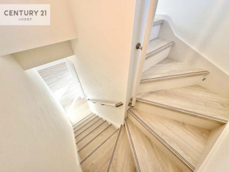 ���̑����ρ@�K�i�͖��邭�萠������Ă��܂��B���q�l�₲�N�z�̕������S���Ă����p�����܂��ˁB