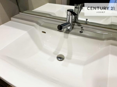 ���ʑ�E���ʏ��@�[�����ʑ�{�E���́A�������˂ɂ����̂ł�����ꂪ�y�X�I���������ۂĂ܂��I
�L���C�Ȑ��ʏ��Ŏ��������̃��`�x�[�V�������オ��܂��ˁI