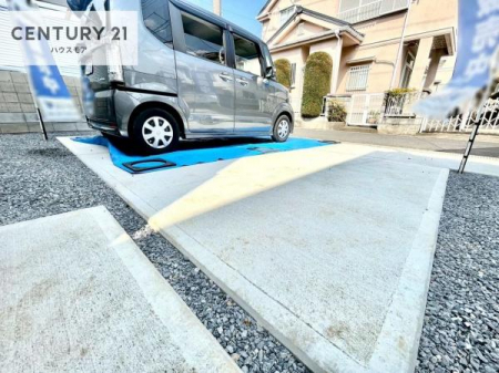 ���ԏ�@���ԃX�y�[�X��2�䕪����܂��I�Z�J���h�J�[�͂������A�o�C�N�⎩�]�ԂȂǂ��u���ꏊ�ɍ���܂���B