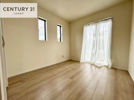 ���r���O�ȊO�̋����@�V���v���Ƀf�U�C������Ă��邽�߁A�Ƌ��I�т܂���I
���C�ɓ���̉Ƌ��u���Ă��낰���Ԃ���邱�Ƃ��ł��܂��B�y���n�̔���J�Ò��z