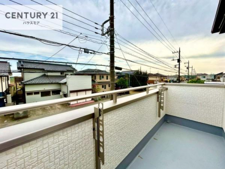 �Z�˂���̒��]�ʐ^�@������������Z��X�ł��I���͂ɂ͍����������Ȃ��A�󂪍L���J����������A�z�������傫���Ղ��邱�Ƃ�����܂���I�C�����̗ǂ������ʂ蔲����X���݂ł��I�y���n�̔���J�Ò��z