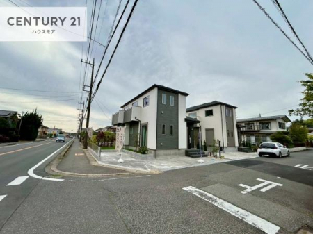 ���̑����n�@�O�ʓ��H��5.9���~11.9���I�z����ǍD�ȗ��n�ł��B
�Ԍɓ��ꂪ���ȕ������S�ł��ˁB�y���n�̔���J�Ò��z