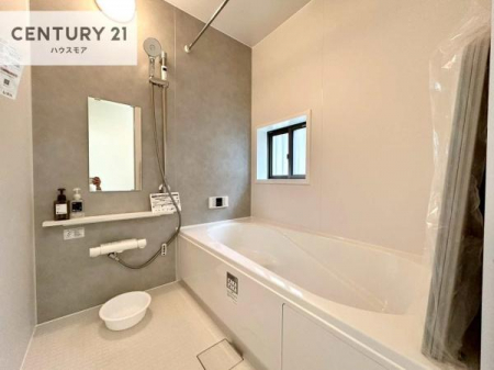 �����@�L�X�o�X�ň���̔������t���b�V���B�����L�΂���̂ŁA�����ɂ��������ƐZ����܂��ˁI�����̃o�X�^�C�����y���݂ɂȂ�܂��B�y���n�̔���J�Ò��z