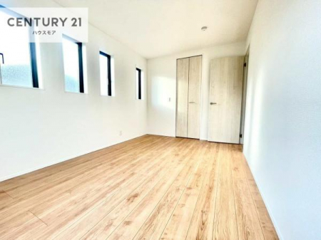 �q�������@���邭���ʂ��̗ǂ������ł��B�u�V���v���v�Ƀf�U�C�����ꂽ�����B���R�x�������̂ŉƋ�⃌�C�A�E�g�ł��D�݂̋�Ԃ�n��グ���܂��B�����x�A���n�ɂĂ��m�F���������B