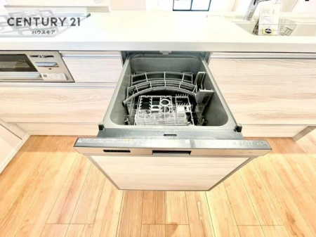 �L�b�`���@�H��@�t���̃L�b�`���ł��I�Z���������r��h�~�Ƃ��đ�ϊ��􂷂�֗��Ȏd�l�ł��I�r���g�C���Ȃ̂ŃL�b�`���̏ꏊ����炸�����X�y�[�X���L���g�����Ƃ��o���܂��I