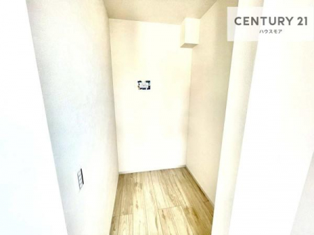 ���[�@�E�H�[�N�C���N���[�[�b�g�t���ł��B��������̂��m���Ȃǂ����[���Ă��������ł��ˁI���ɂ���@�������ȂǋG�ߕ��̑傫�ȉƓd�����[�ł��܂��I