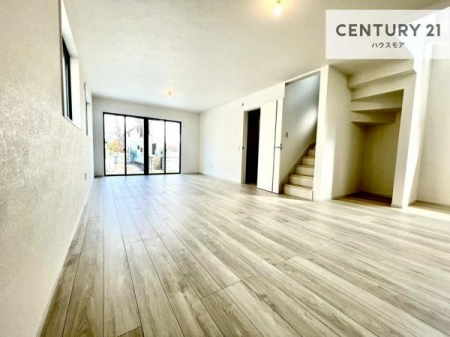 ���r���O�@�����Ƒ��Ɗ炪���킹���郊�r���O�C���K�i�I�R�~���j�P�[�V�������Ƃ�₷���̂Ŋ��C���ӂ��LDK�����o���邱�Ƃ��ł��܂��I